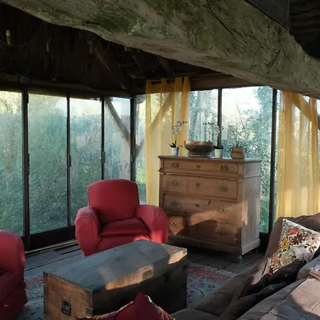 Perche King's Bedroom In Maisonnomadechic Cour-Maugis-sur-Huisne