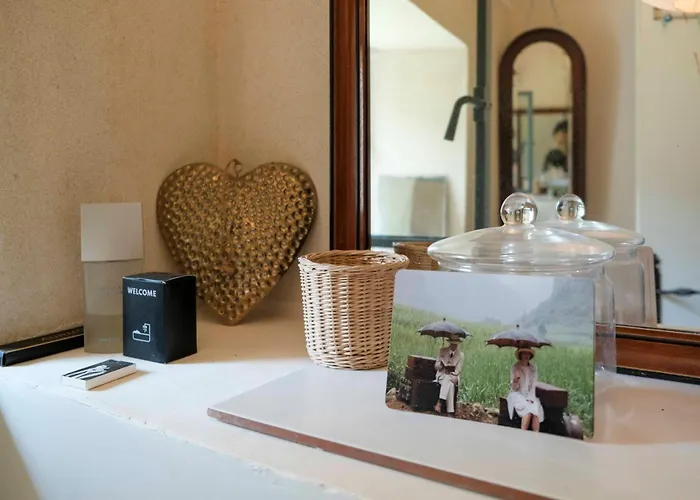 Perche King's Bedroom In Maisonnomadechic 3*