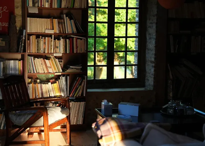 Perche King's Bedroom In Maisonnomadechic