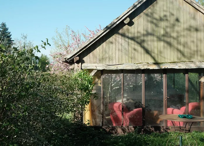 Perche King's Bedroom In Maisonnomadechic Гостевой дом Cour-Maugis-sur-Huisne