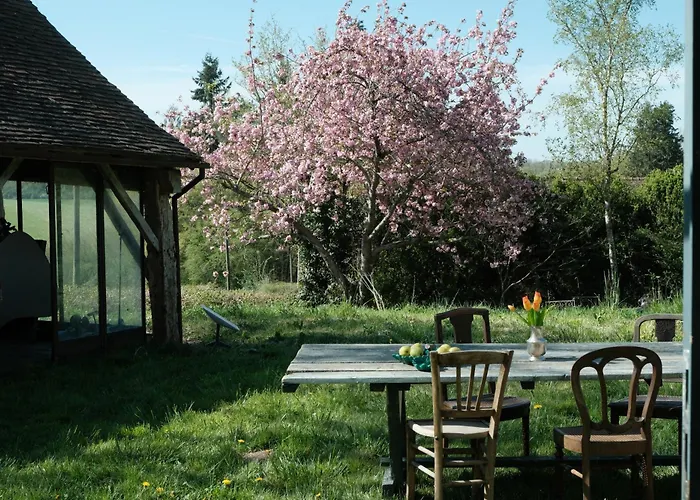 Perche King's Bedroom In Maisonnomadechic Гостевой дом