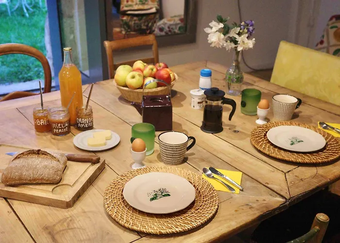 Perche King's Bedroom In Maisonnomadechic Гостевой дом